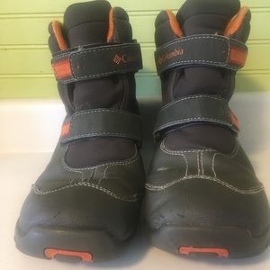 Boys Size 5 Insulated Winter Boots